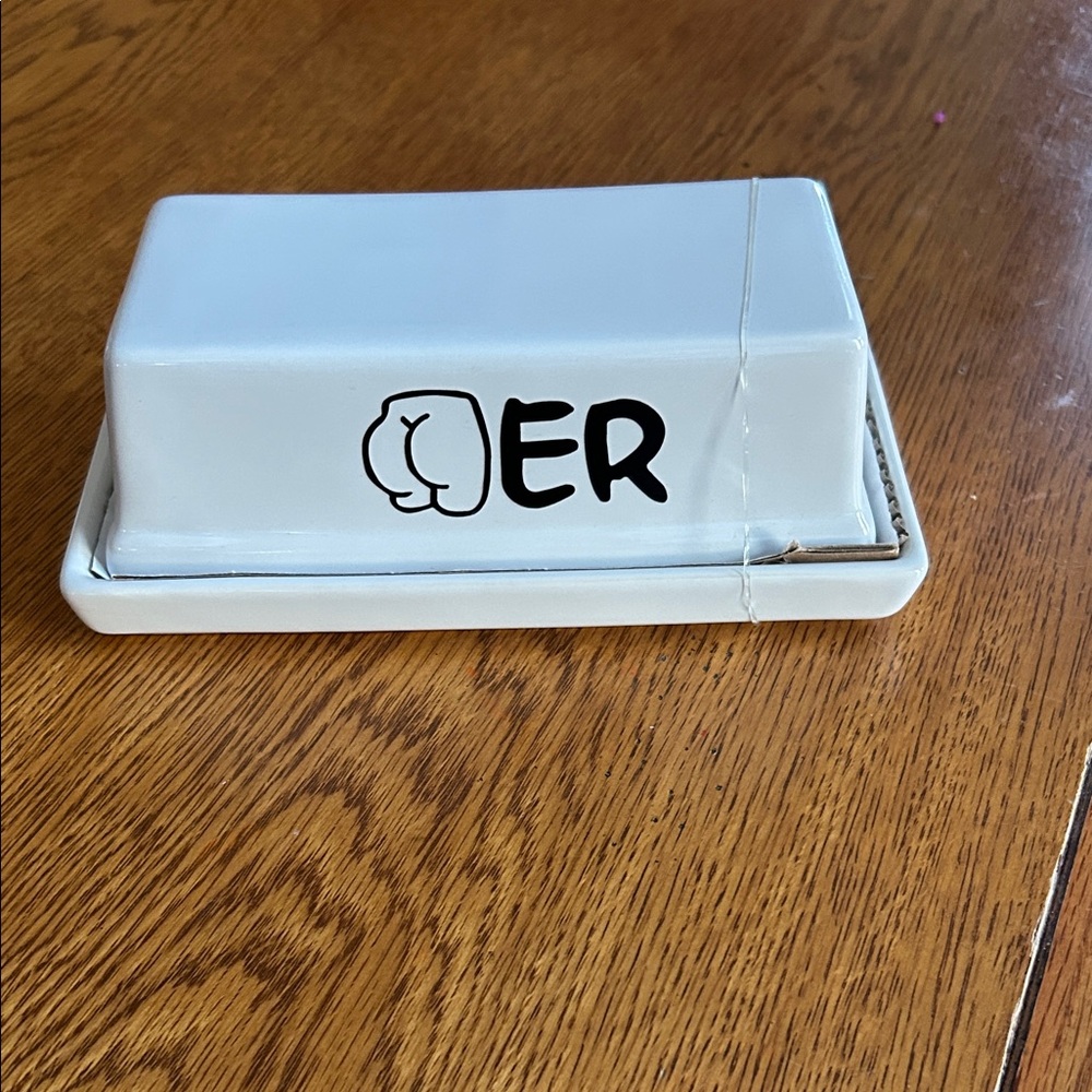 Mainstays White Butter Dish with Fun Design